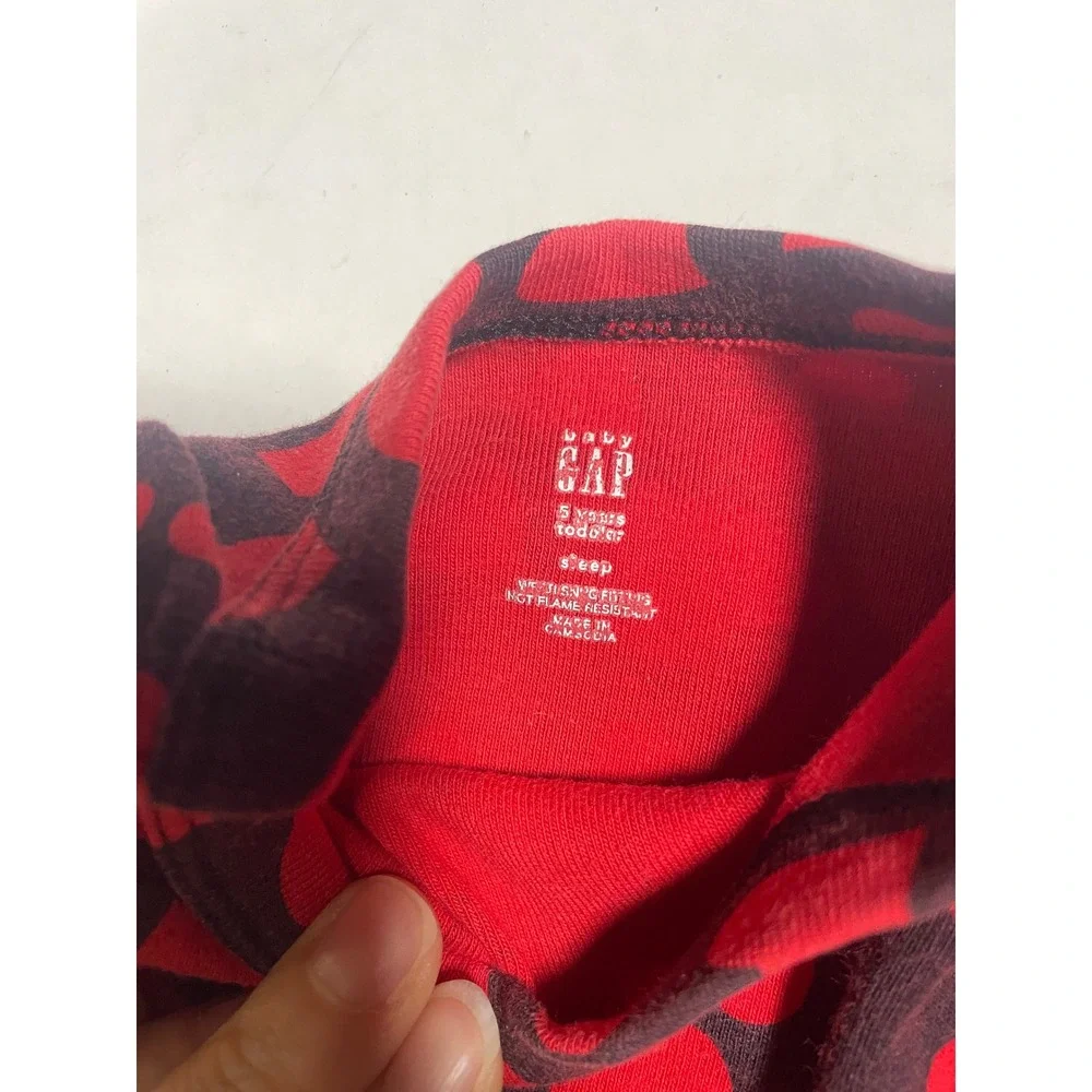 Gap Pajama Set Kids 5T Red Heart Print Snug Fit Cotton Sleepwear Valentine